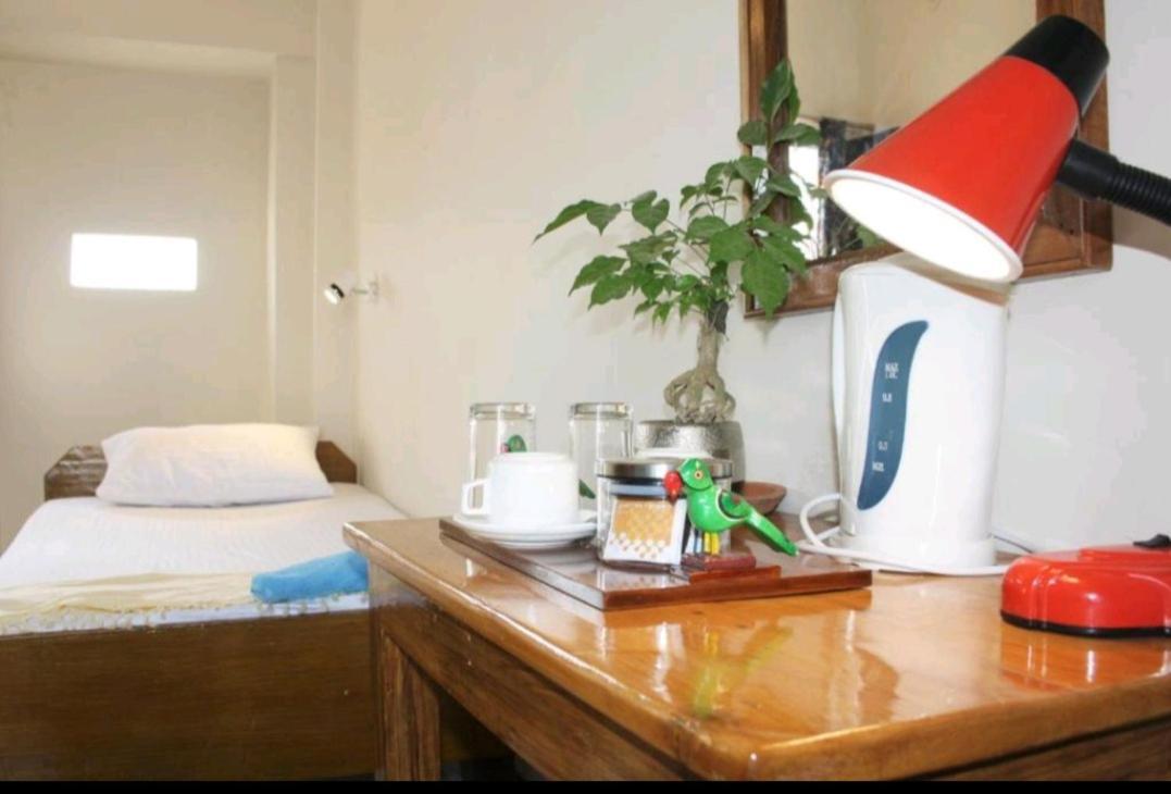 Monalisa Hostel พาราณสี ภายนอก รูปภาพ