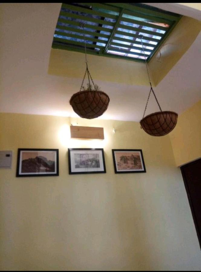 Monalisa Hostel พาราณสี ภายนอก รูปภาพ